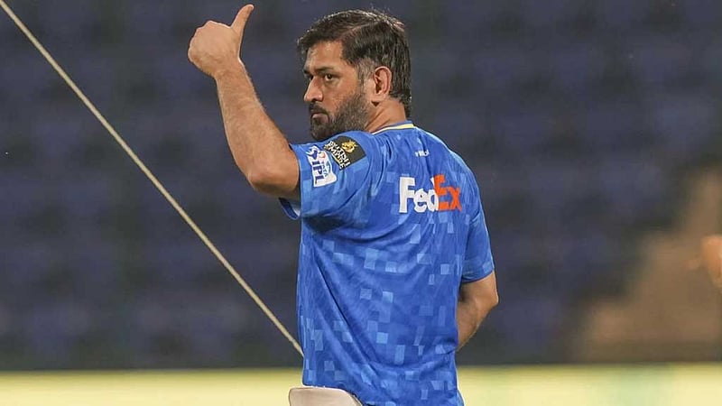 ‘বিপজ্জনক’ ভারতীয় দলকে কুফা লাগাতে চান না ধোনি