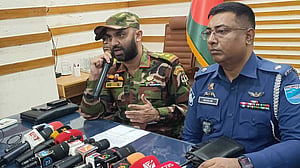 পাকিস্তানের তৈরি রিভলভার মিলল মানিকগঞ্জে