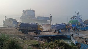 ভোট যাত্রায় চাপ নেই পাটুরিয়া ঘাটে