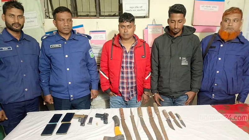 ময়মনসিংহে বিদেশি পিস্তল-গুলিসহ ছাত্রদলের ৩ নেতাকর্মী গ্রেপ্তার