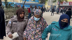 পি কে হালদারের সহযোগী নাহিদা রুনাইয়ের ফ্ল্যাট-জমি জব্দের আদেশ