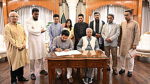 জুলাই সনদে স্বাক্ষর করল এনসিপি, ধন্যবাদ দিলেন প্রধান উপদেষ্টা