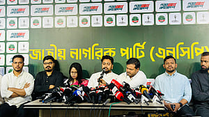 সরকারি দল সংস্কারের সঙ্গে প্রতারণা করেছে: নাহিদ