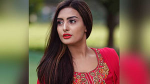 নায়িকা রুবিনা নিঝুম ও স্বামীর বিরুদ্ধে গ্রেপ্তারি পরোয়ানা