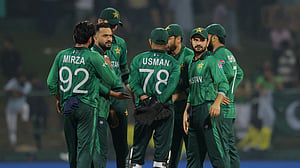 সাহিবজাদার সেঞ্চুরি ও রেকর্ড জুটিতে জয়ের পরও হতাশ পাকিস্তান