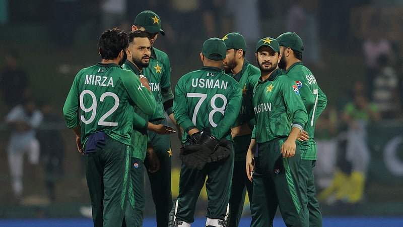 সাহিবজাদার সেঞ্চুরি ও রেকর্ড জুটিতে জয়ের পরও হতাশ পাকিস্তান