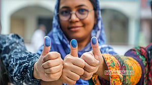 ‘লাইলাতুল গুজব’ শেষে উৎসবের ভোটে বাংলাদেশ