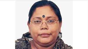 পরিবারসহ জাবির সাবেক ভিসি ফারজানা ইসলামের দেশত্যাগে নিষেধাজ্ঞা