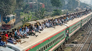 ভোট দিতে বাড়ি ফেরার চাপ