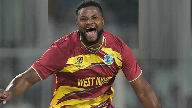 শেফার্ডের হ্যাটট্রিক ও পাঁচ উইকেটের হাসি