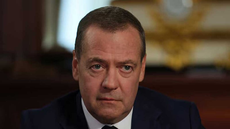 রাশিয়া বৈশ্বিক সংঘাত চায় না, জানালেন সাবেক প্রেসিডেন্ট মেদভেদেভ