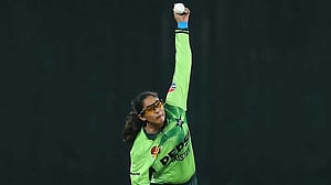 পাকিস্তানি স্পিনারের সিংহাসন পুনরুদ্ধার