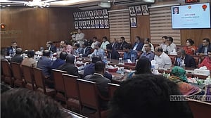 সরকারের ১৮০ দিনের কর্মসূচি ঠিক হয়েছে: স্বরাষ্ট্রমন্ত্রী