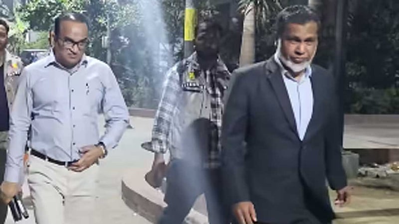 জামায়াত আমিরের এক্স 'হ্যাকড': বঙ্গভবনের সহকারী প্রোগ্রামার আটক