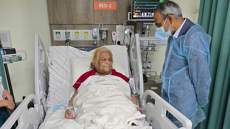 হৃদরোগ নিয়ে হাসপাতালে সেলিমা রহমান