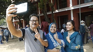 ‘১ সেকেন্ডে’ গণভোট