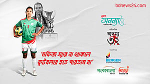 ছোটবেলায় ছেলেদের সঙ্গে ফুটবল ও ক্রিকেট দুইটাই খেলতেন শামসুন্নাহার