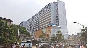রায়েরবাজারে গ্যাসের আগুনে শিশুসহ দগ্ধ ৪