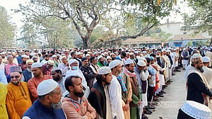 শেরপুর-৩: জামায়াতের প্রার্থী নুরুজ্জামান বাদলের দাফন সম্পন্ন