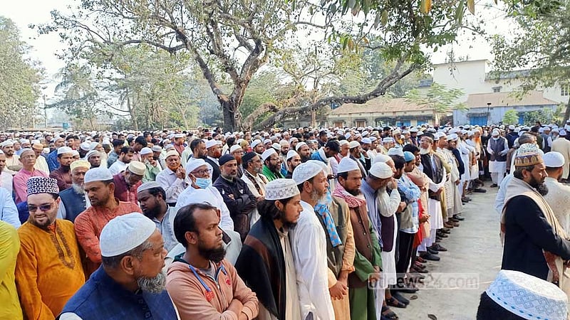 শেরপুর-৩: জামায়াতের প্রার্থী নুরুজ্জামান বাদলের দাফন সম্পন্ন