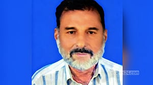 শেরপুরে নিরাপত্তা কর্মীর ঝুলন্ত লাশ, পুলিশের ধারণা ‘ঋণের চাপে আত্মহত্যা’