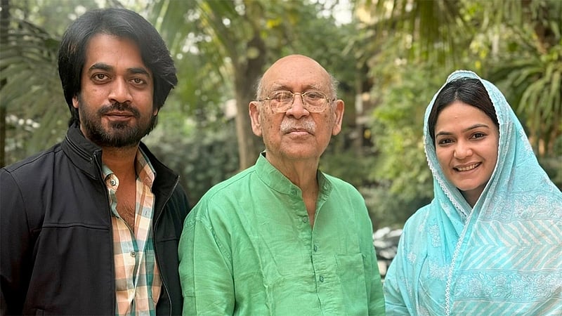 ‘সখিনা’ গল্পটি পড়ে মনে হয়েছে কাজ করা যায়: আবুল হায়াত