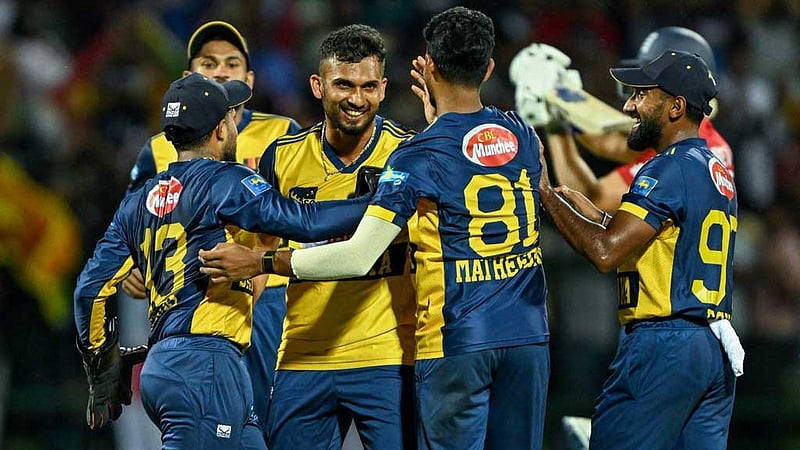 মেন্ডিসদের চমৎকার জুটির পর থিকশানা- হাসারাঙ্গার স্পিনে শ্রীলঙ্কার জয়