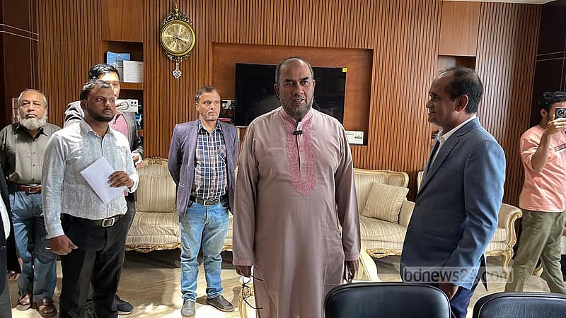 অফিসে ঠিক সময়ে না এলে ব্যবস্থা গ্রহণের নির্দেশ সিসিক প্রশাসকের