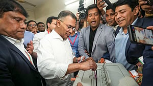ভোটকেন্দ্রে তারেক রহমান
