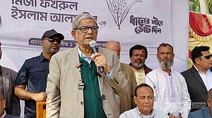সংস্কার ও পরিবর্তনের জন্য গণভোটে ‘হ্যাঁ’ দিবেন: ঠাকুরগাঁওয়ে ফখরুল