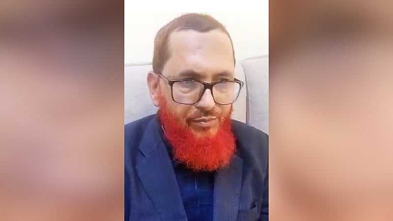 ঠাকুরগাঁও জামায়াতের আমির ‘টাকার ব্যাগ’সহ আটক