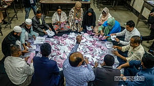 সন্ধিক্ষণে বাংলাদেশ: পরিবর্তনের প্রত্যাশায় ত্রয়োদশ জাতীয় নির্বাচন
