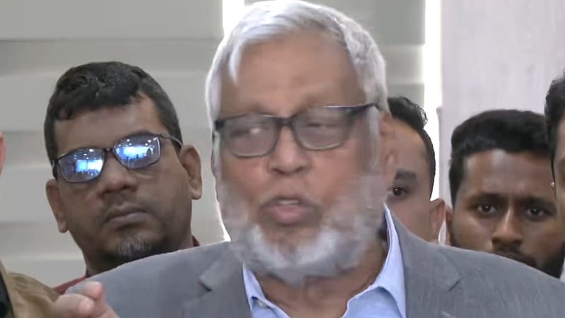 সরকারি চাকরিজীবীদের বেতন বাড়ানোর ‘সময়টা কোথায়’: জ্বালানি উপদেষ্টা