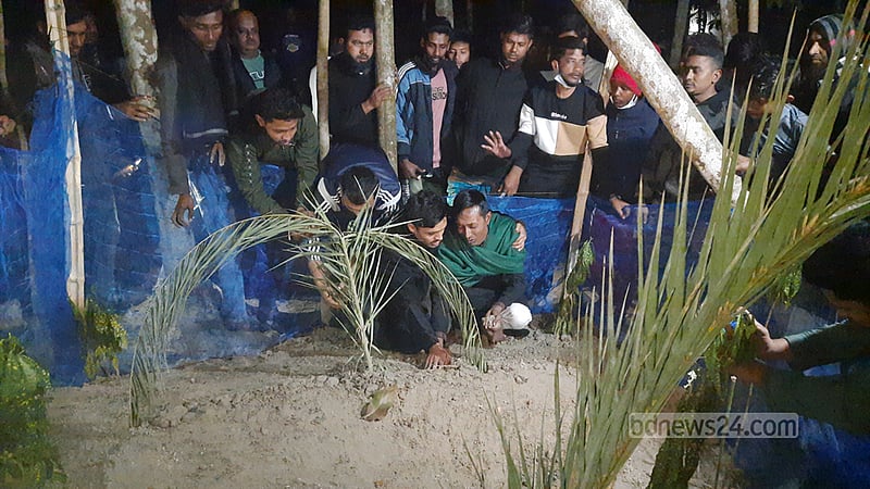 ‘স্ত্রী-সন্তানের লাশের বিনিময়ে জামিনটা হলো’