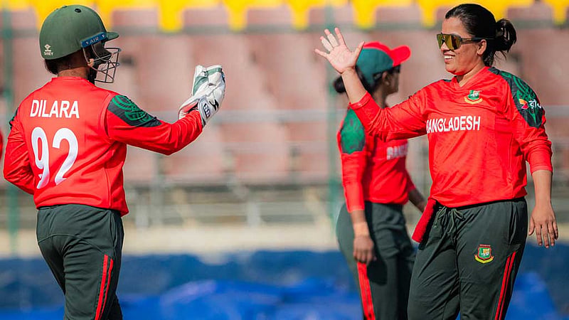 আয়ারল্যান্ডকে হারিয়ে বাংলাদেশের চারে চার