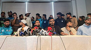 ‘লিমিট ক্রস করে গেলে অ্যাকশন ছাড়া বিকল্প থাকে না’, তিন অধিনায়ককে পাশে নিয়ে মিঠুন
