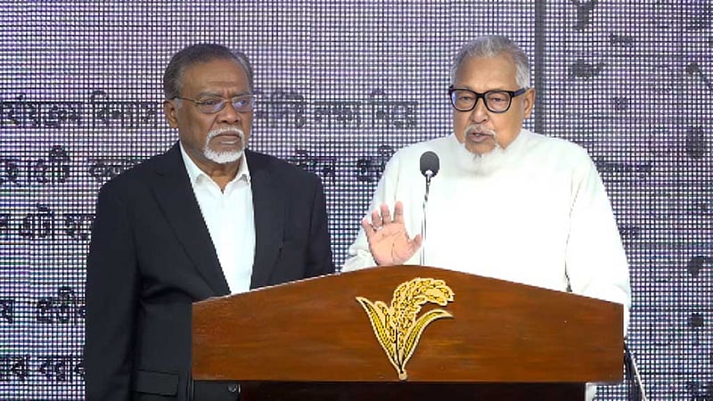 ইসির ‘নির্লিপ্ত ভূমিকা’ নিয়ে নজরুলের প্রশ্ন
