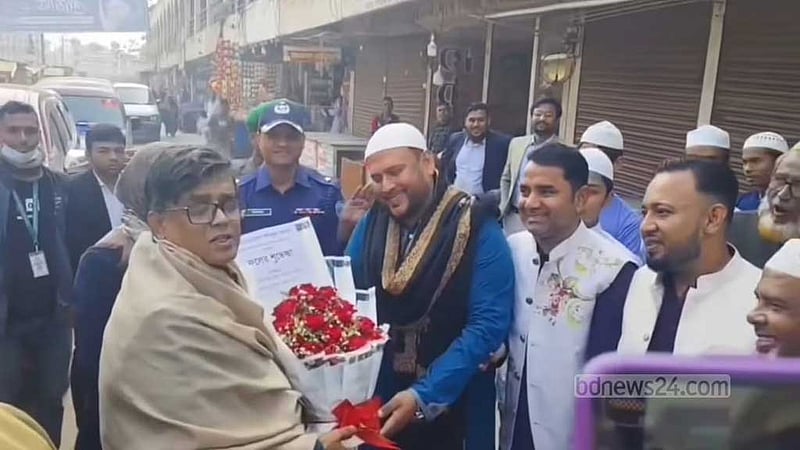 চুরি-চামারি বন্ধ করতে হলে ‘হ্যাঁ’ ভোটের পক্ষ নিতে হবে : শফিকুল