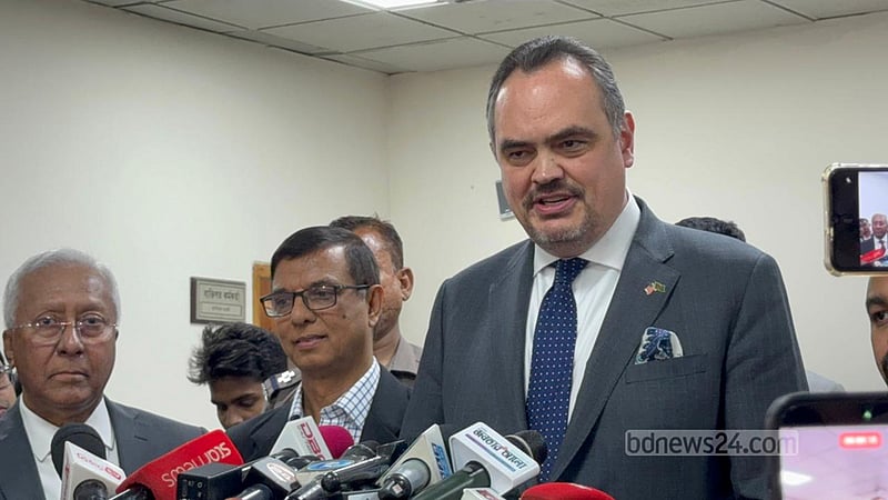 যারাই সরকারে আসুক, যুক্তরাষ্ট্র তাদের সঙ্গে কাজ করতে প্রস্তুত: রাষ্ট্রদূত