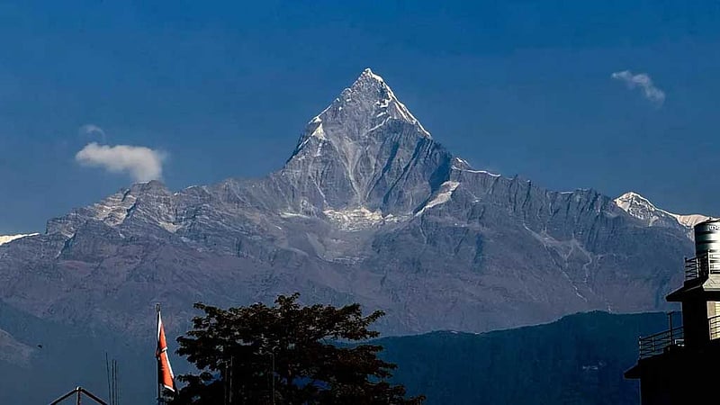 শীতে তুষারপাত কমে উদোম হচ্ছে হিমালয়, সতর্ক করলেন বিজ্ঞানীরা