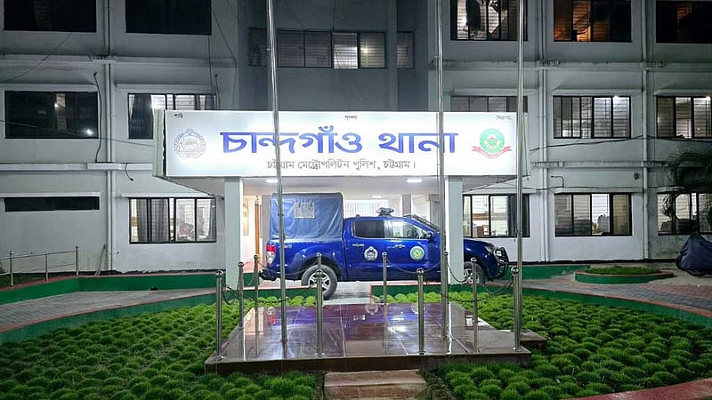 চট্টগ্রামে নিখোঁজ ২ কিশোর টেকনাফের পাহাড় থেকে উদ্ধার, ৩ রোহিঙ্গা গ্রেপ্তার