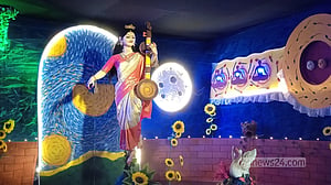 চট্টগ্রামে এক প্রাঙ্গণে ১৫ মণ্ডপ, উৎসবের আমেজে সরস্বতী পূজা