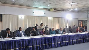‘মব’ শব্দ ব্যবহারে সতর্ক থাকতে বললেন তাজুল, ‘হুমকি’ বললেন প্রিন্স
