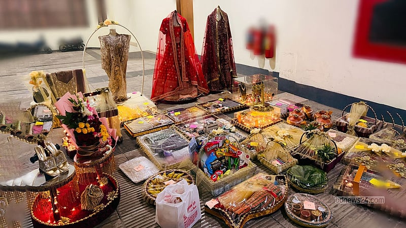 শুধু উপহার নয়, বিয়ের স্মৃতিতে ডালা-কুলার সাজ