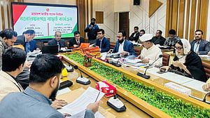 ঢাকার পাঁচ আসনে ৩০ জনের মনোনয়ন বৈধ, জামায়াতের প্রার্থীসহ বাতিল ১২