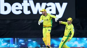 ৪১০ রানের ম্যাচ ‘টাই’, সুপার ওভারে জয় সুপার কিংসের