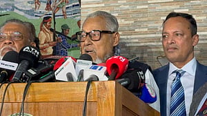 পোস্টাল ব্যালটে আগে কয়েকটি দলের প্রতীক রাখা ‘উদ্দেশ্যমূলক’, অভিযোগ বিএনপির