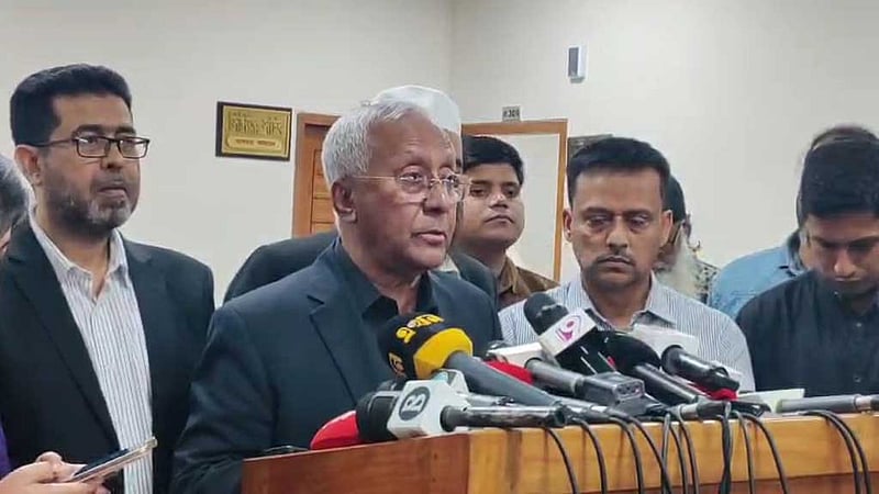 প্রার্থিতা ফেরত: ৮ ফেব্রুয়ারির পরে হলে পোস্টাল ব্যালটে থাকবে না নাম-মার্কা