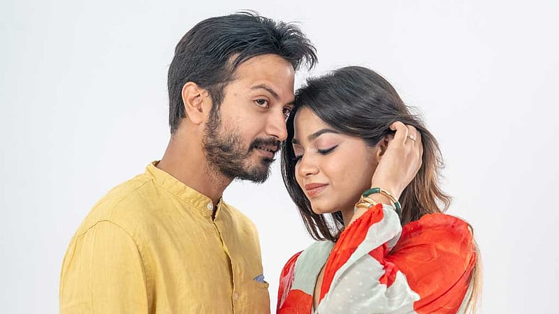 শহুরে সম্পর্কের জটিলতা নিয়ে সিনেমা ‘একসাথে আলাদা’