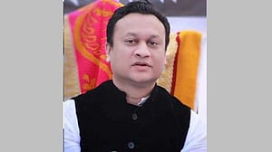 সাবেক এমপি ফাহমী গোলন্দাজের ঢাকার দুই ফ্ল্যাটসহ ১৬ একর জমি জব্দ